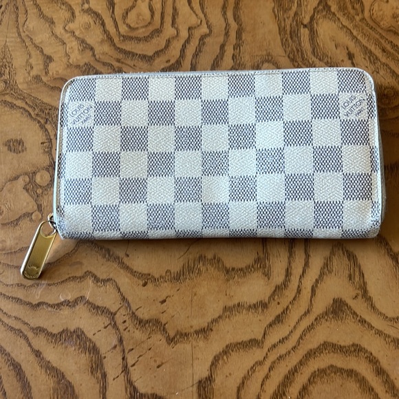 Louis Vuitton Damier Azur long Zippy Wallet-Authentic - Picture 2 of 12